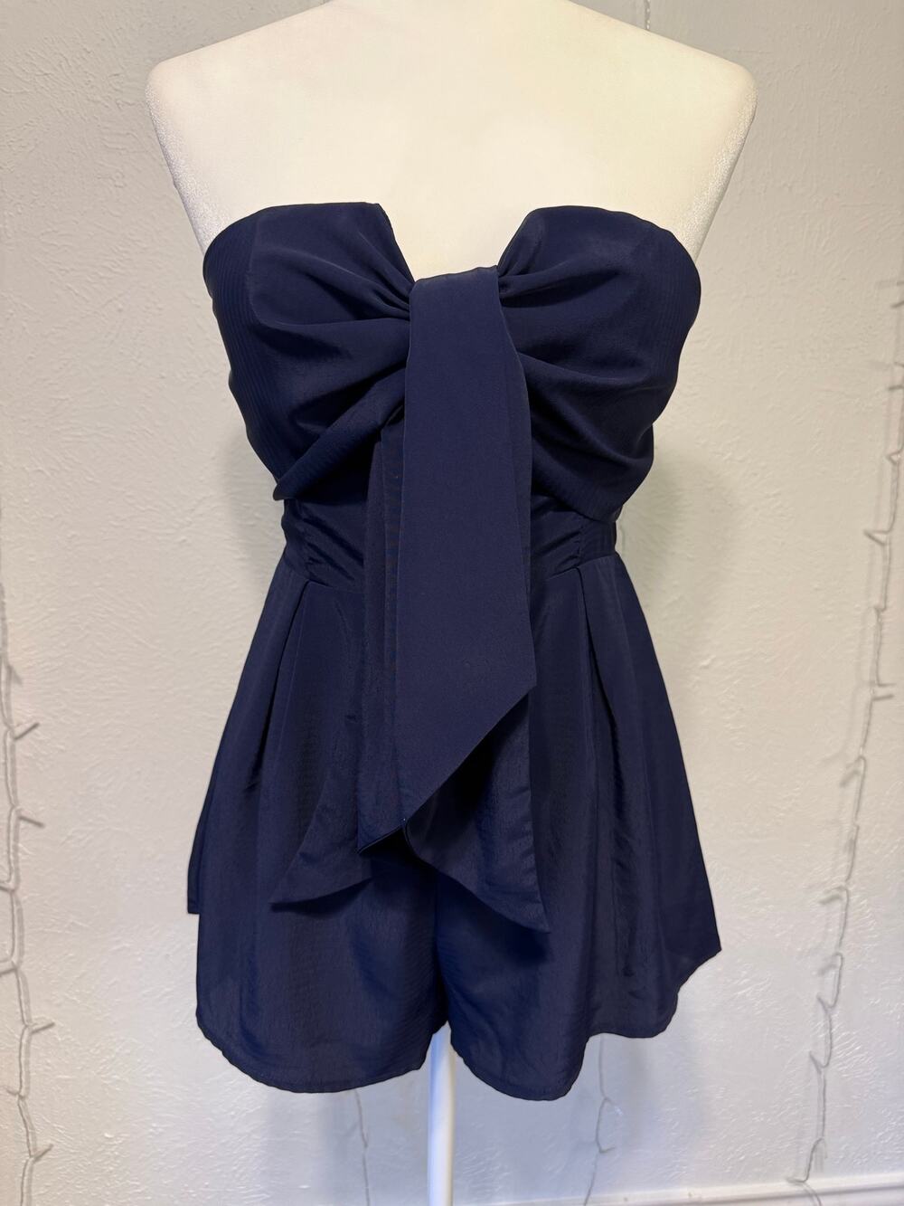 Lulus Navy Blue Strapless Bow Front Romper Size S Cocktail Party